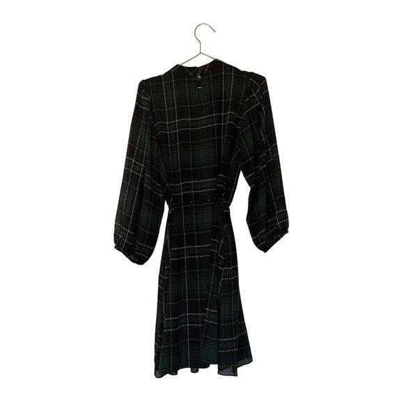 Ann Taylor green and black plaid pintuck long balloon sleeve A-line dress. - Picture 4 of 6